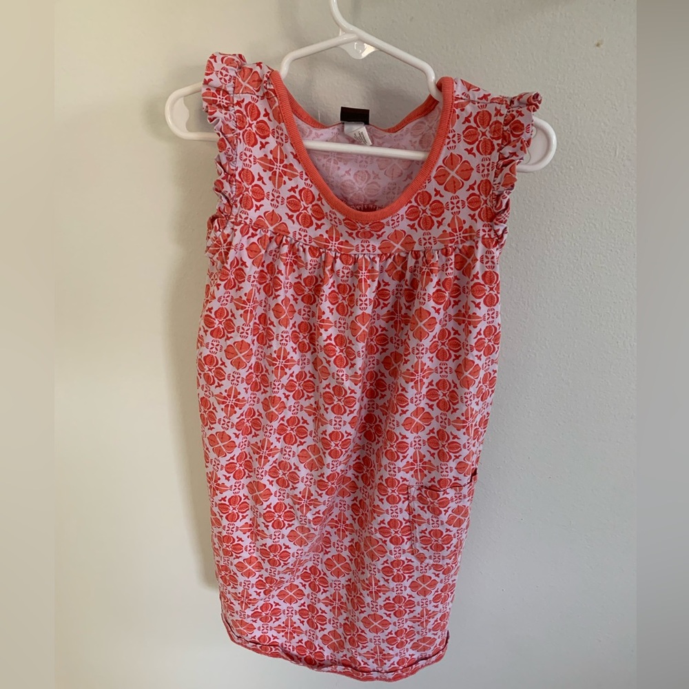 A summer tea sleeveless dress